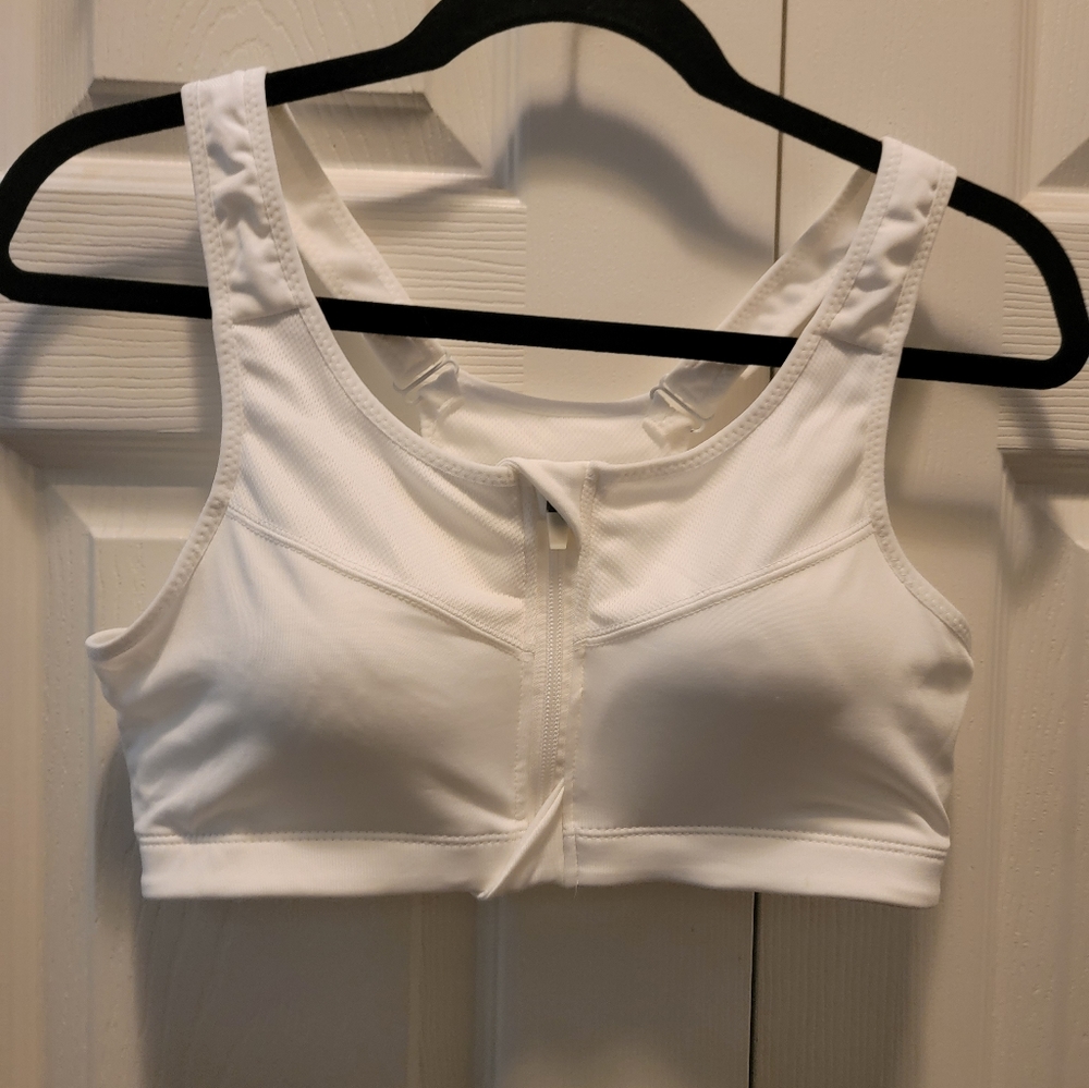 Sport Bra White Front‎ Zipper-Up 2XL